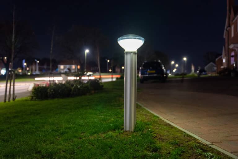 Prolectric ST Bollard Path